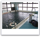 沖縄　ダイビング　ライセンス 室内温水プール
